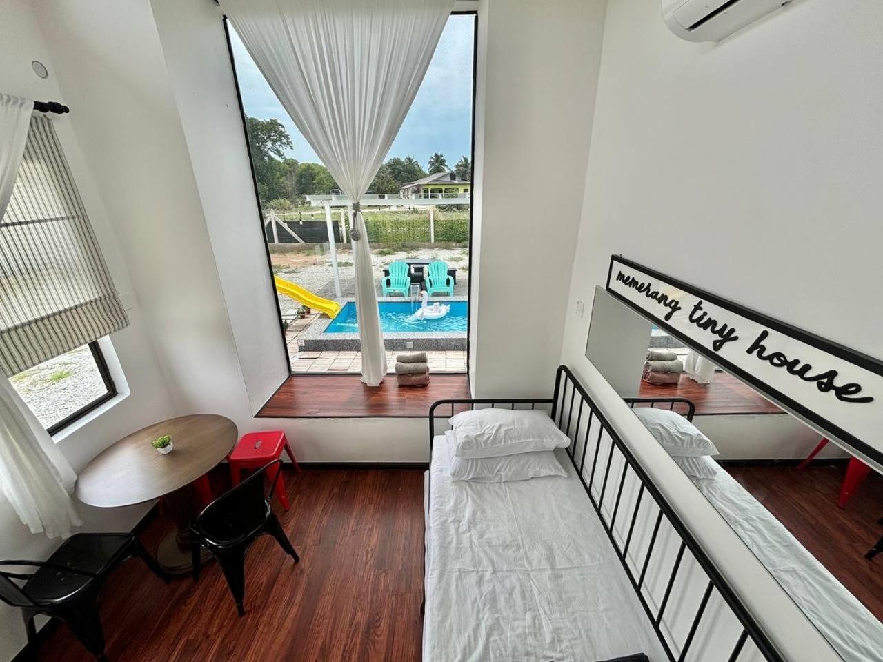 Memerang Tiny House & Pool Near Merang Jetty Setiu Exterior foto